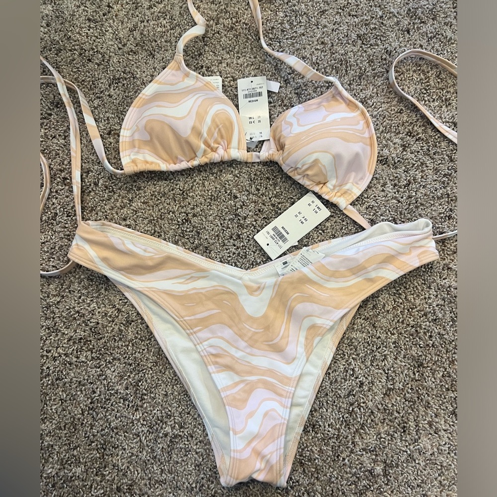Never worn Abercrombie bikini